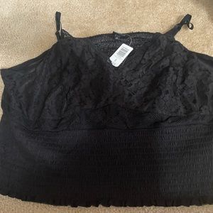 NEW WITH TAGS SIZE 6 torrid crop top tank